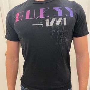 Guess Men’s t-shirt